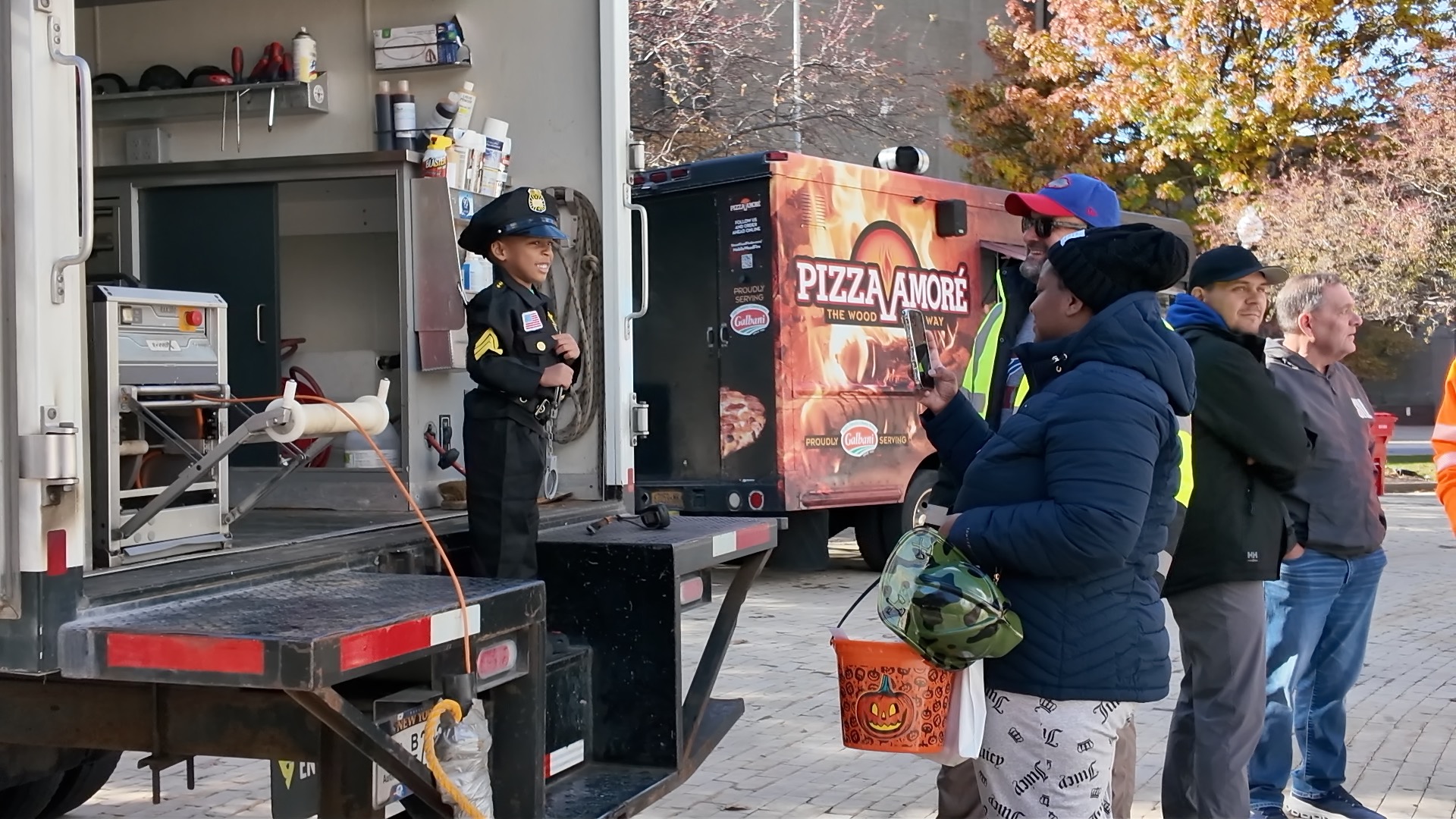 Trucks, treats and costumes take over Niagara Square for Halloween fun in Buffalo — Niagara Falls Dining news